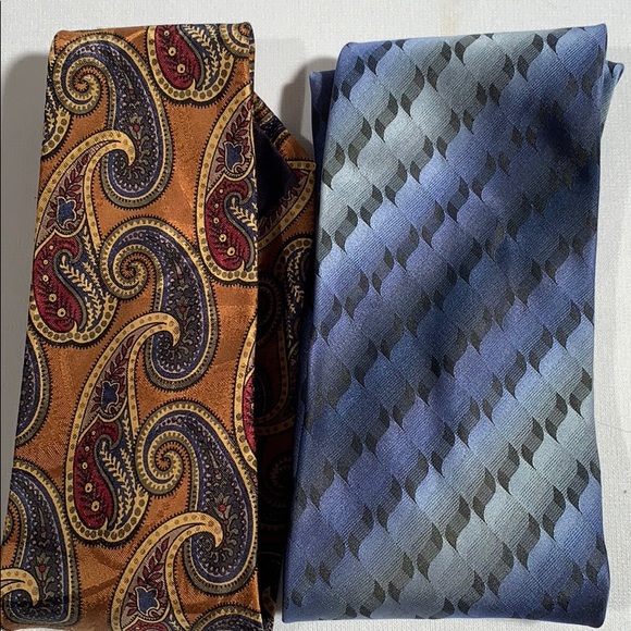 2 men’s ties - Picture 2 of 4